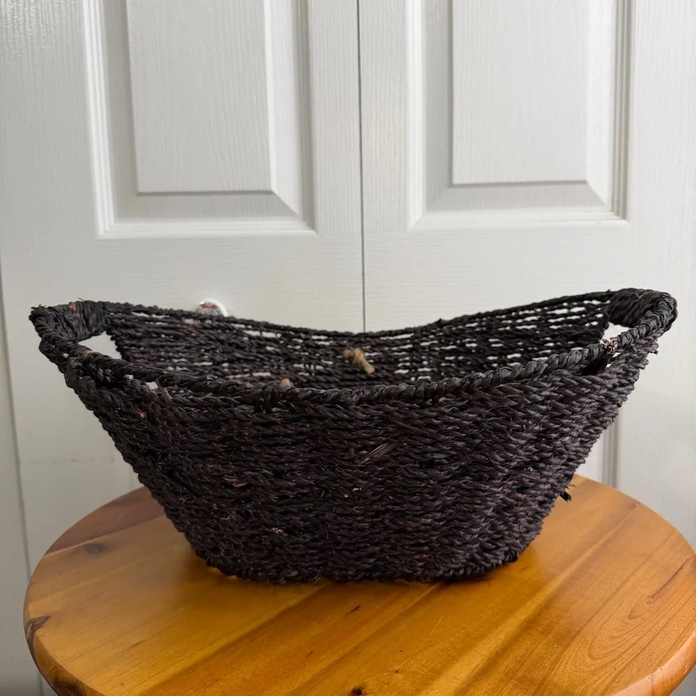 Mainstays purple oval woven basket with‎ chalkboard